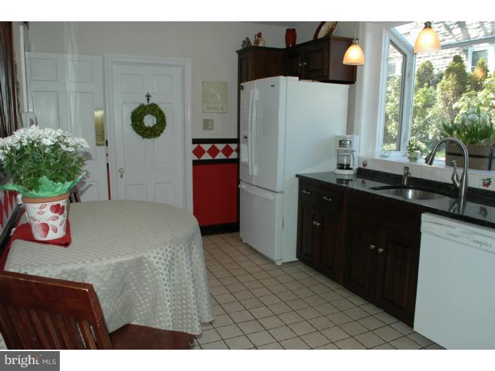 251 North Bent Road Wyncote, PA 19095 - Photo 12 of 25 Kitchen