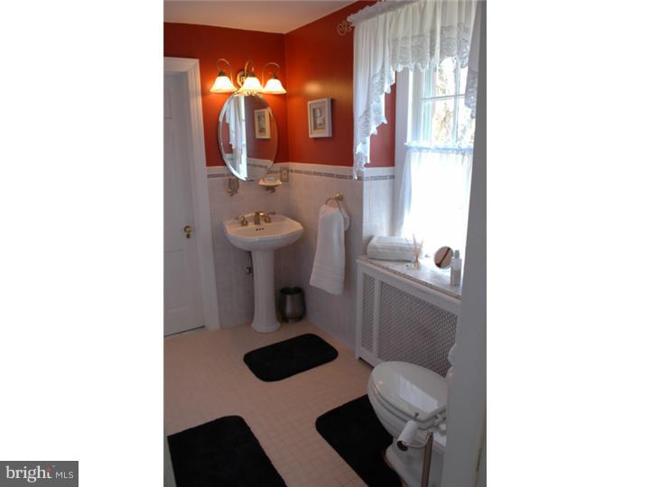 251 North Bent Road Wyncote, PA 19095 - Photo 19 of 25 Master Bathroom