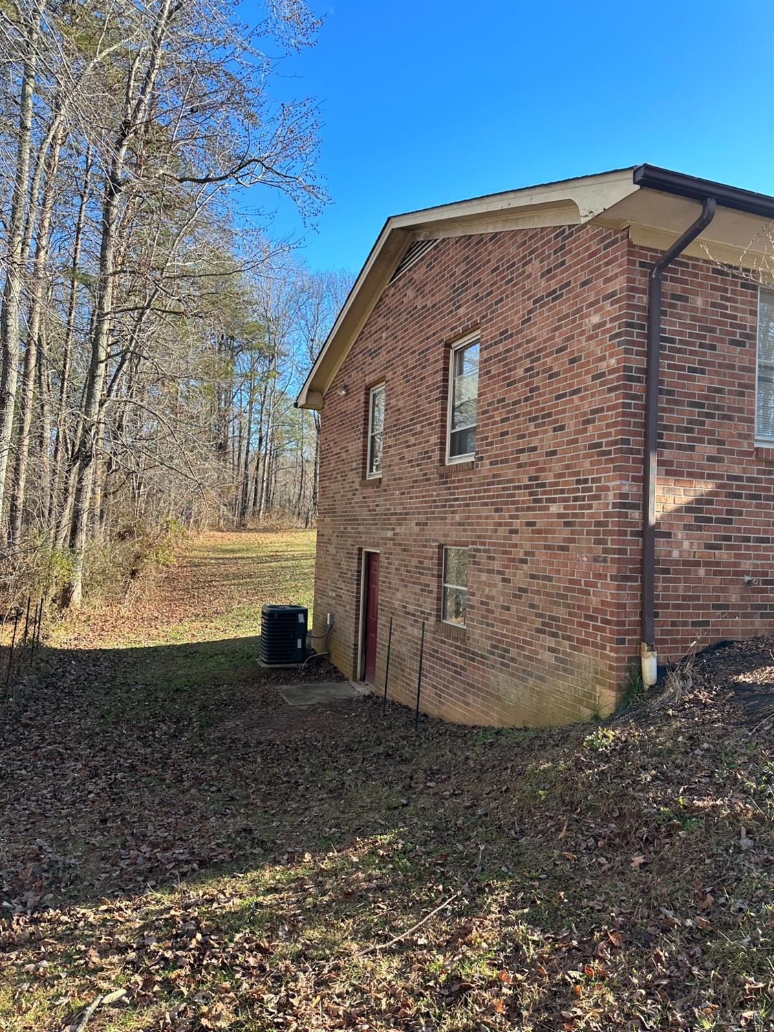 1068 Acorn Road Nathalie, VA 24577 - Photo 10 of 43 Gallery Image 10