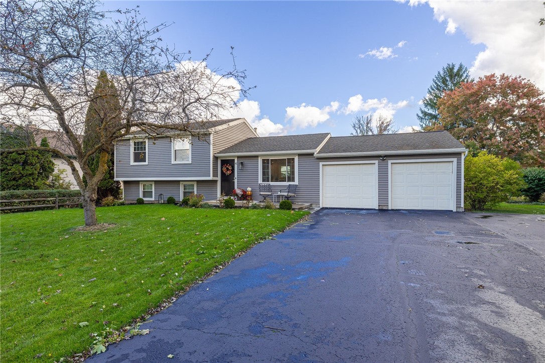 4 Reddick Lane Ogden, NY 14624 - Photo 2 of 37