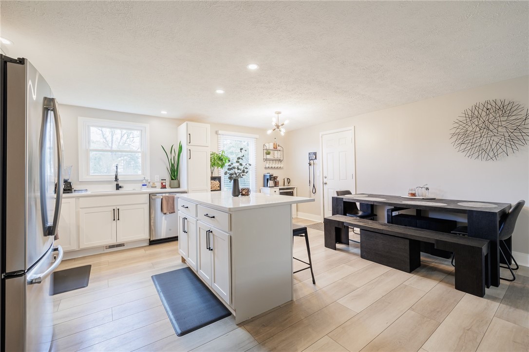 4 Reddick Lane Ogden, NY 14624 - Photo 10 of 37