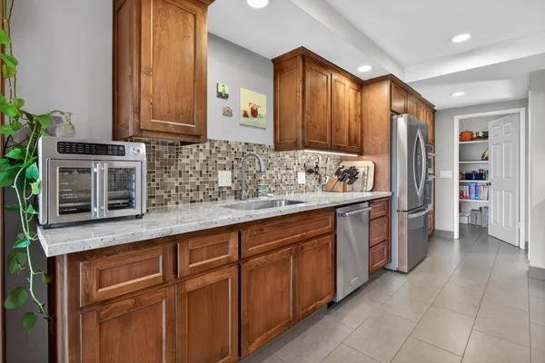 $469,000 | 1729 Edgebrook Drive, Unit A, Modesto, CA 95354