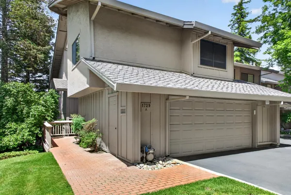 $469,000 | 1729 Edgebrook Drive, Unit A, Modesto, CA 95354