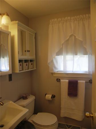 388 Butman Road Lowell, MA 01852 - Photo 7 of 19 Gallery Image 7