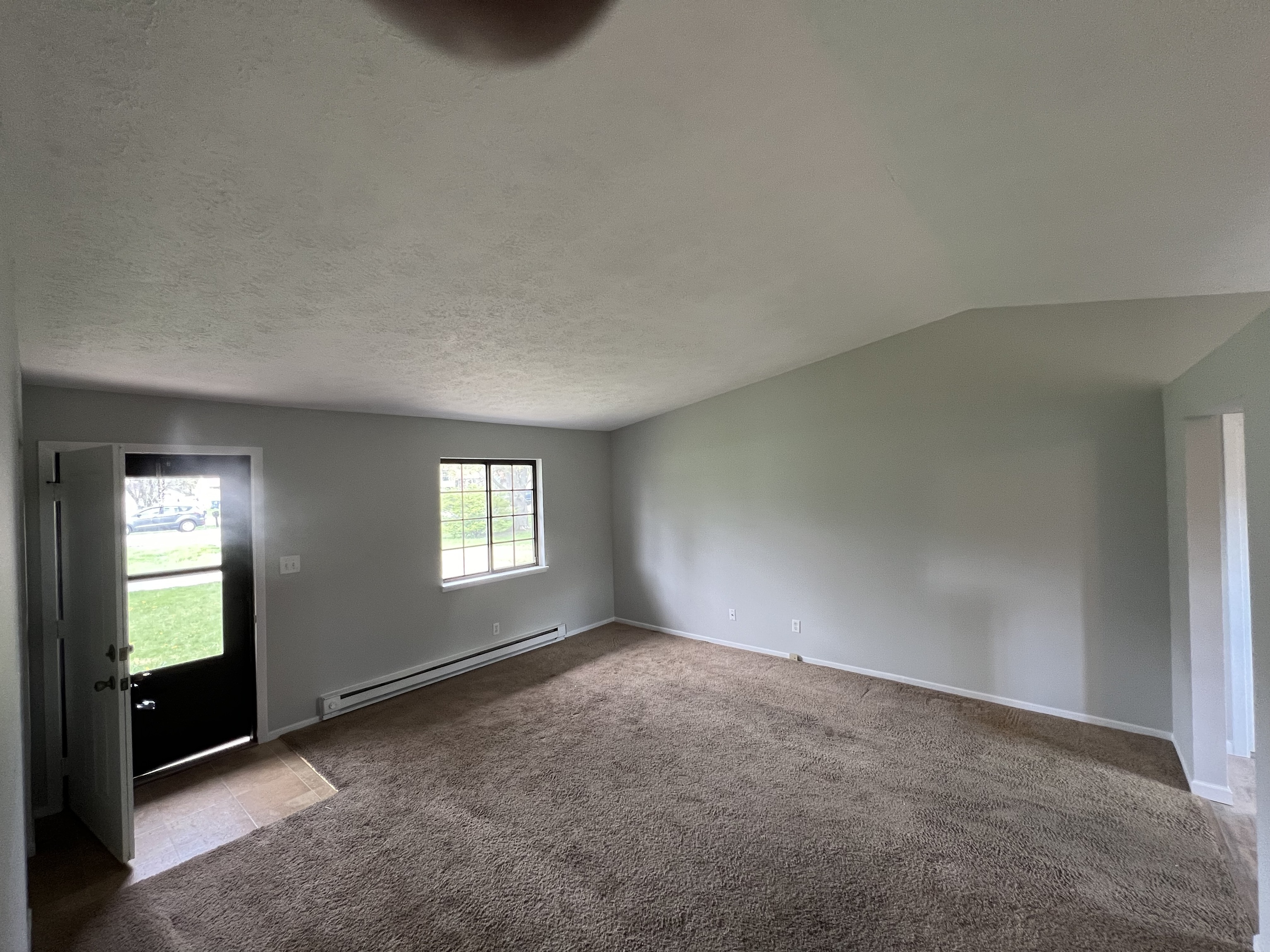 957 West Stop 11 Road Indianapolis, IN 46217 - Photo 11 of 28 Gallery Image 11