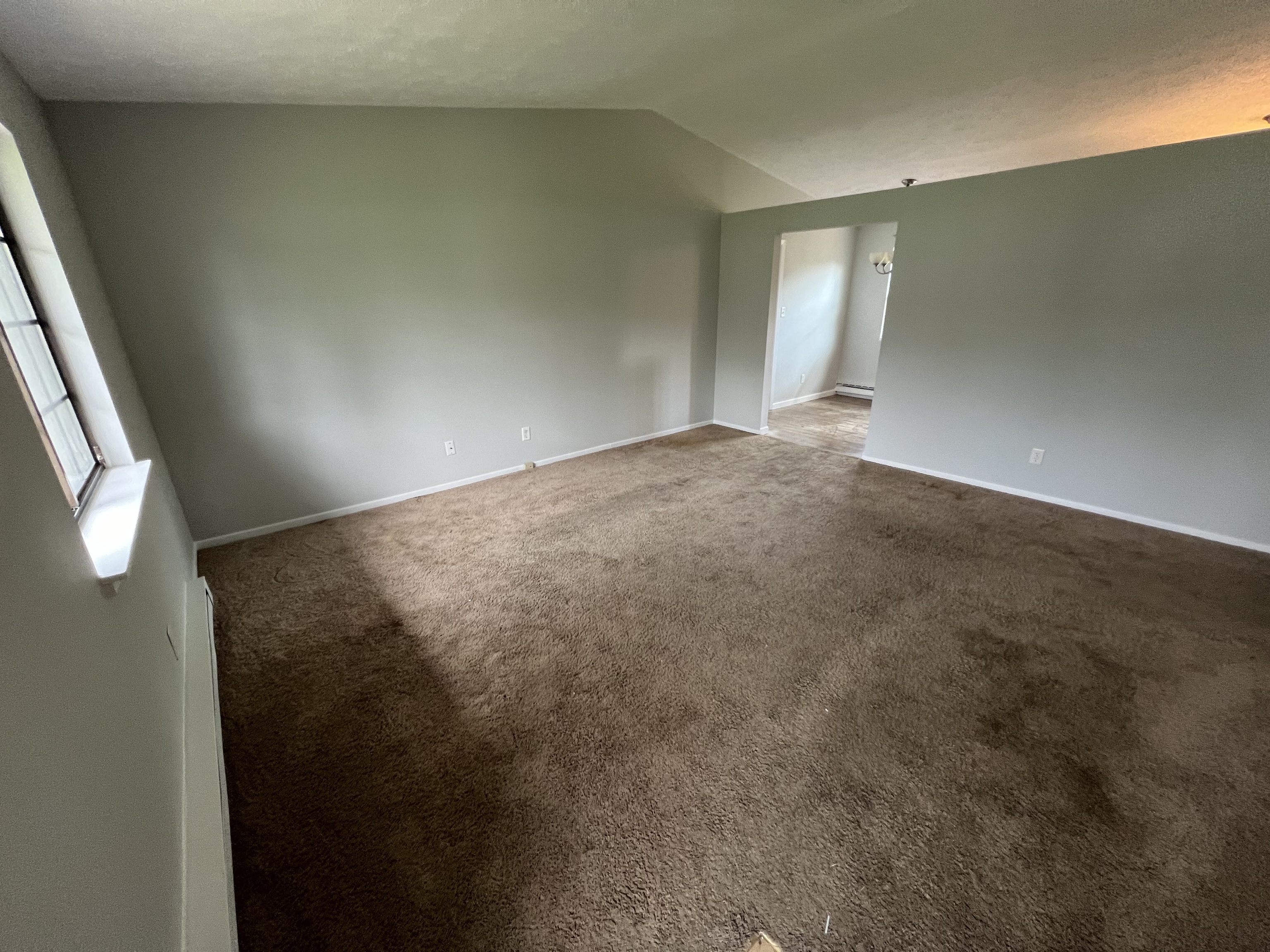 957 West Stop 11 Road Indianapolis, IN 46217 - Photo 12 of 28 Gallery Image 12