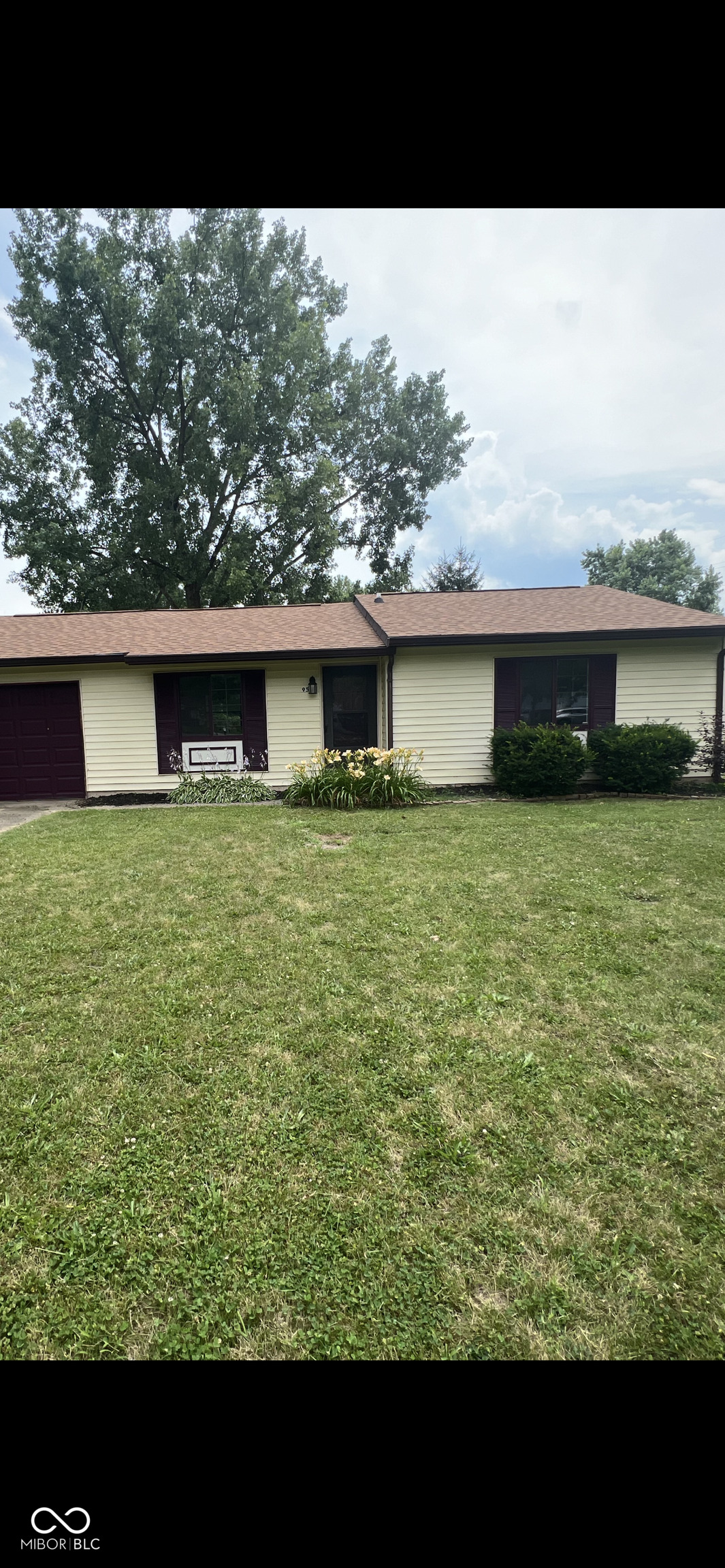 957 West Stop 11 Road Indianapolis, IN 46217 - Photo 26 of 28 Gallery Image 26