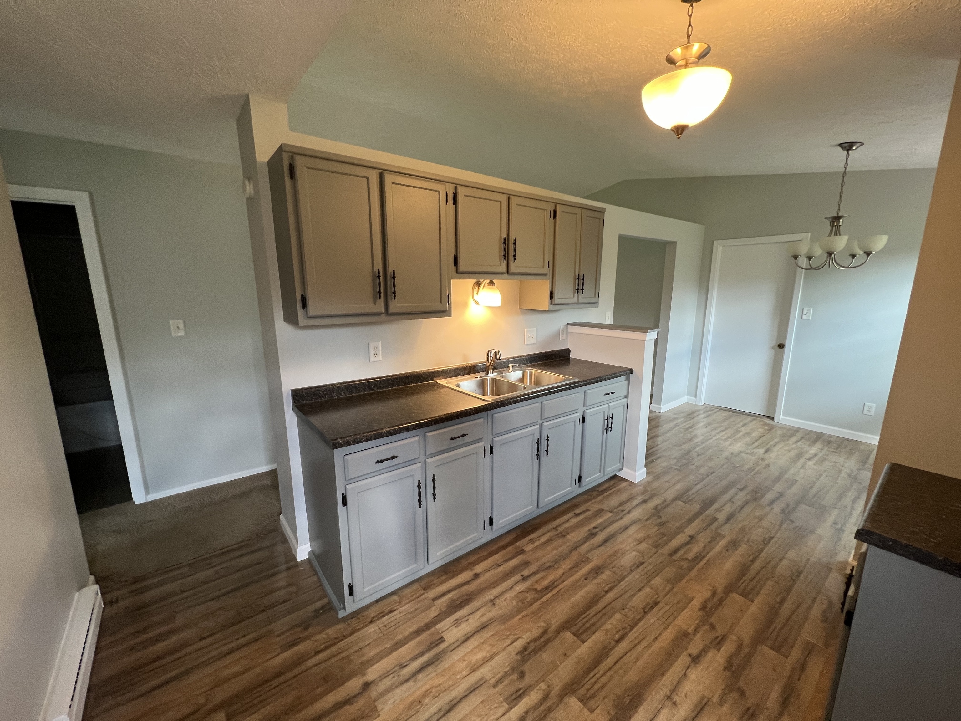 957 West Stop 11 Road Indianapolis, IN 46217 - Photo 10 of 28 Gallery Image 10