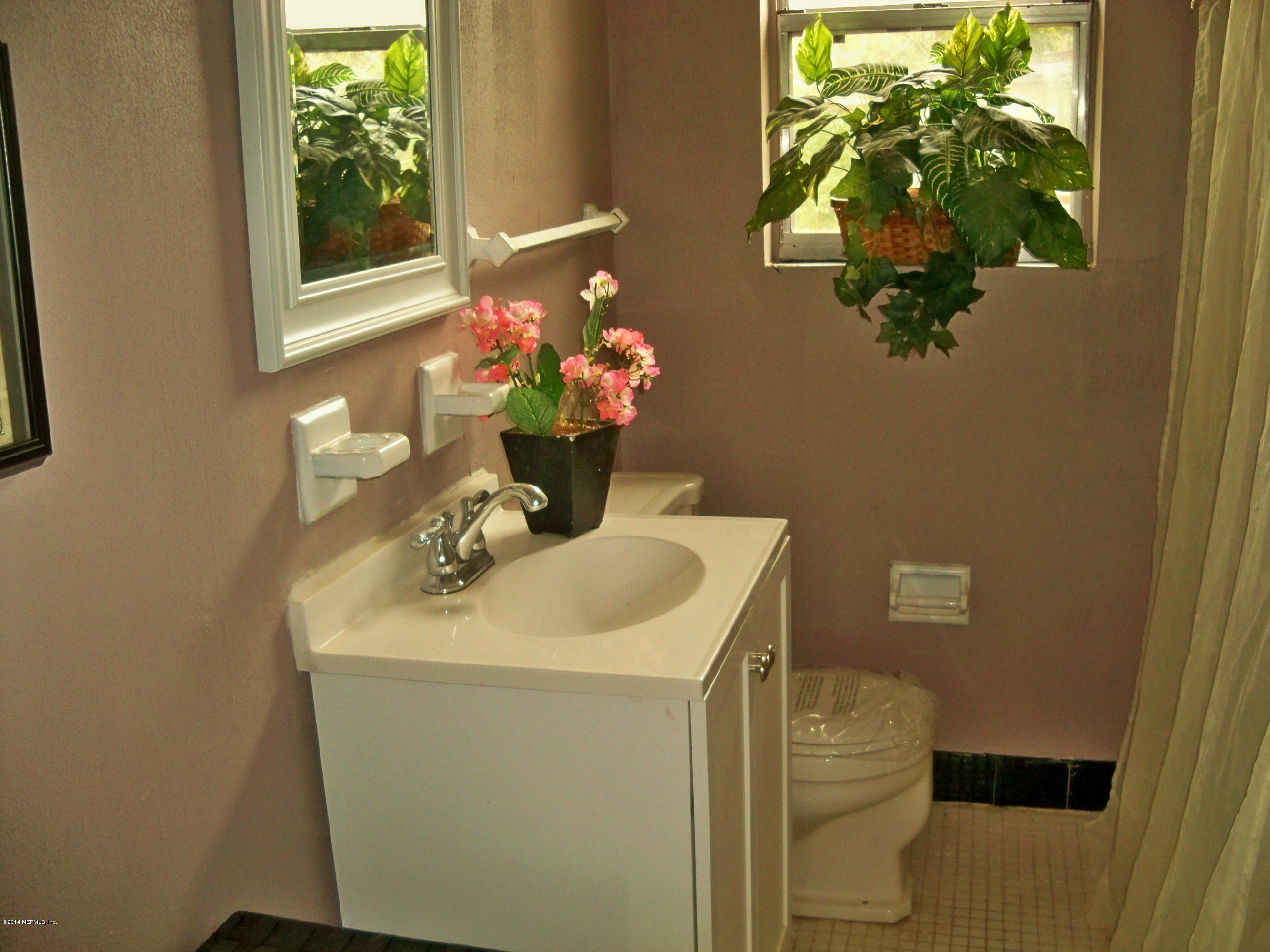 6954 Mayapple Road Jacksonville, FL 32211 - Photo 7 of 12 Mayapple Hall Bath