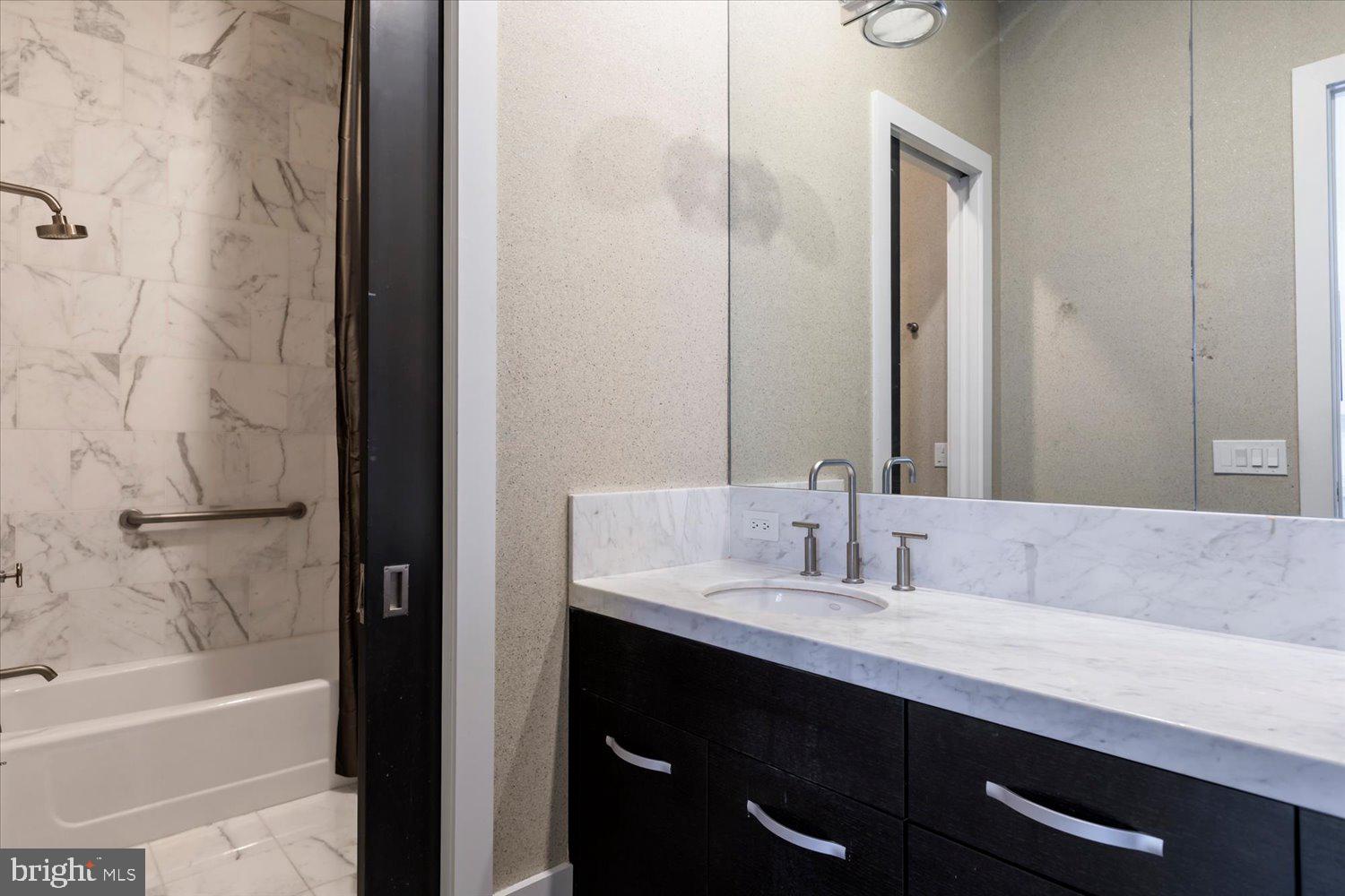 3017 Gates Road Northwest Washington, DC 20008 - Photo 41 of 92 main 1st bed full bath