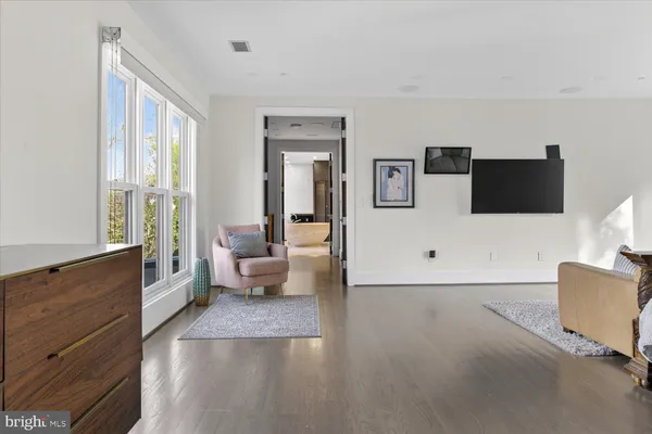 $7,200,000 | 3017 Gates Road Northwest, Washington, DC 20008