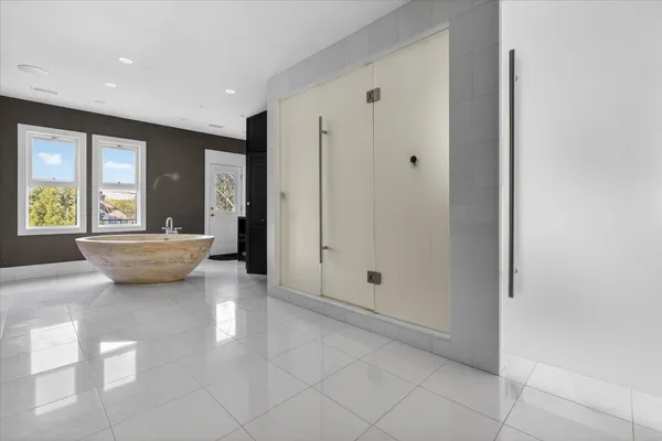 $7,200,000 | 3017 Gates Road Northwest, Washington, DC 20008