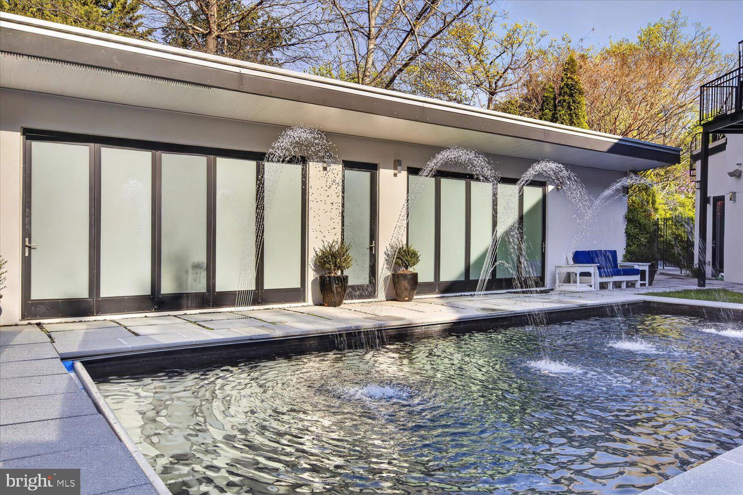 3017 Gates Road Northwest Washington, DC 20008 - Photo 63 of 92