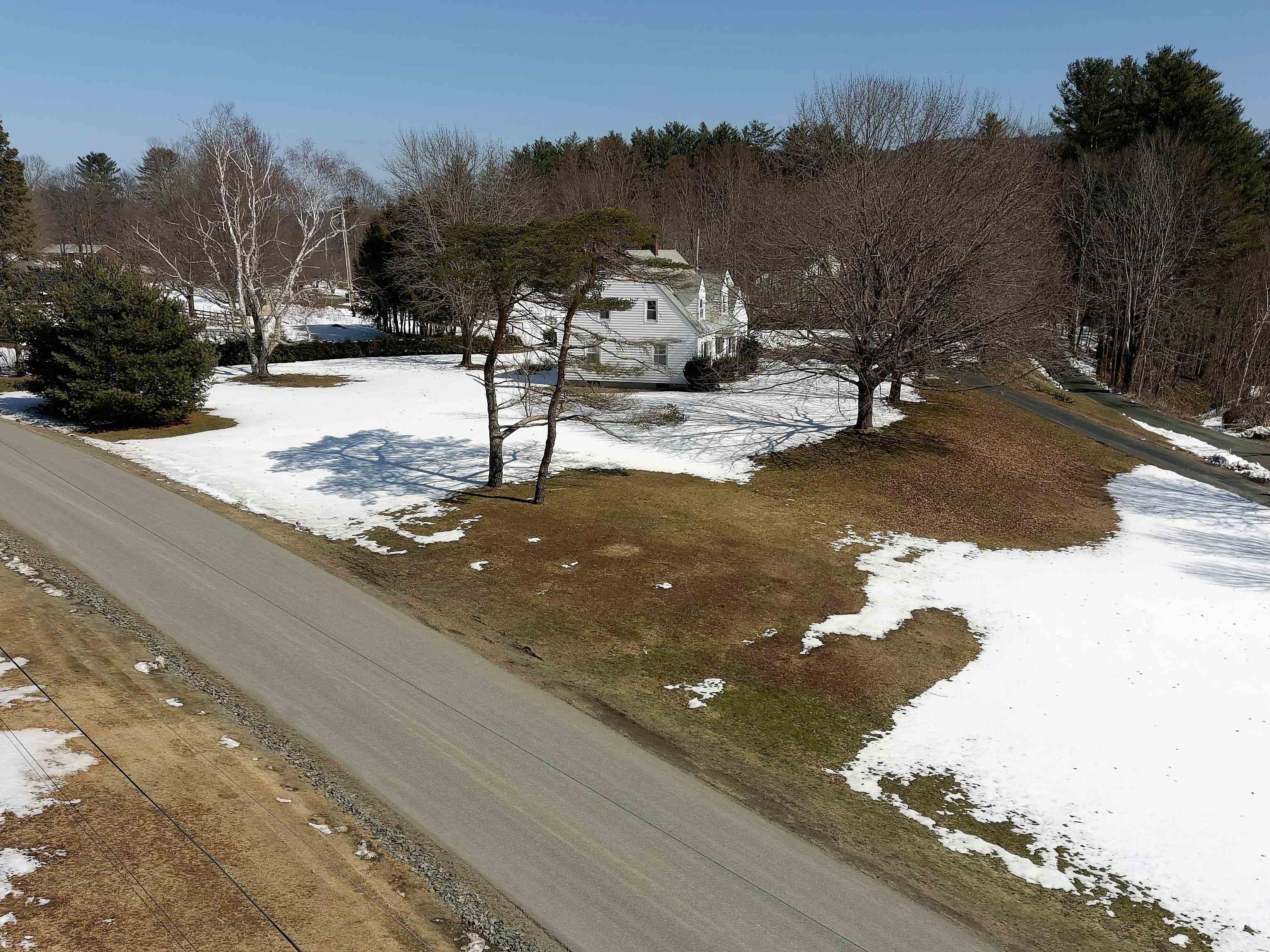 49 Vly Vw Trace Windsor, VT 05089 - Photo 3 of 40