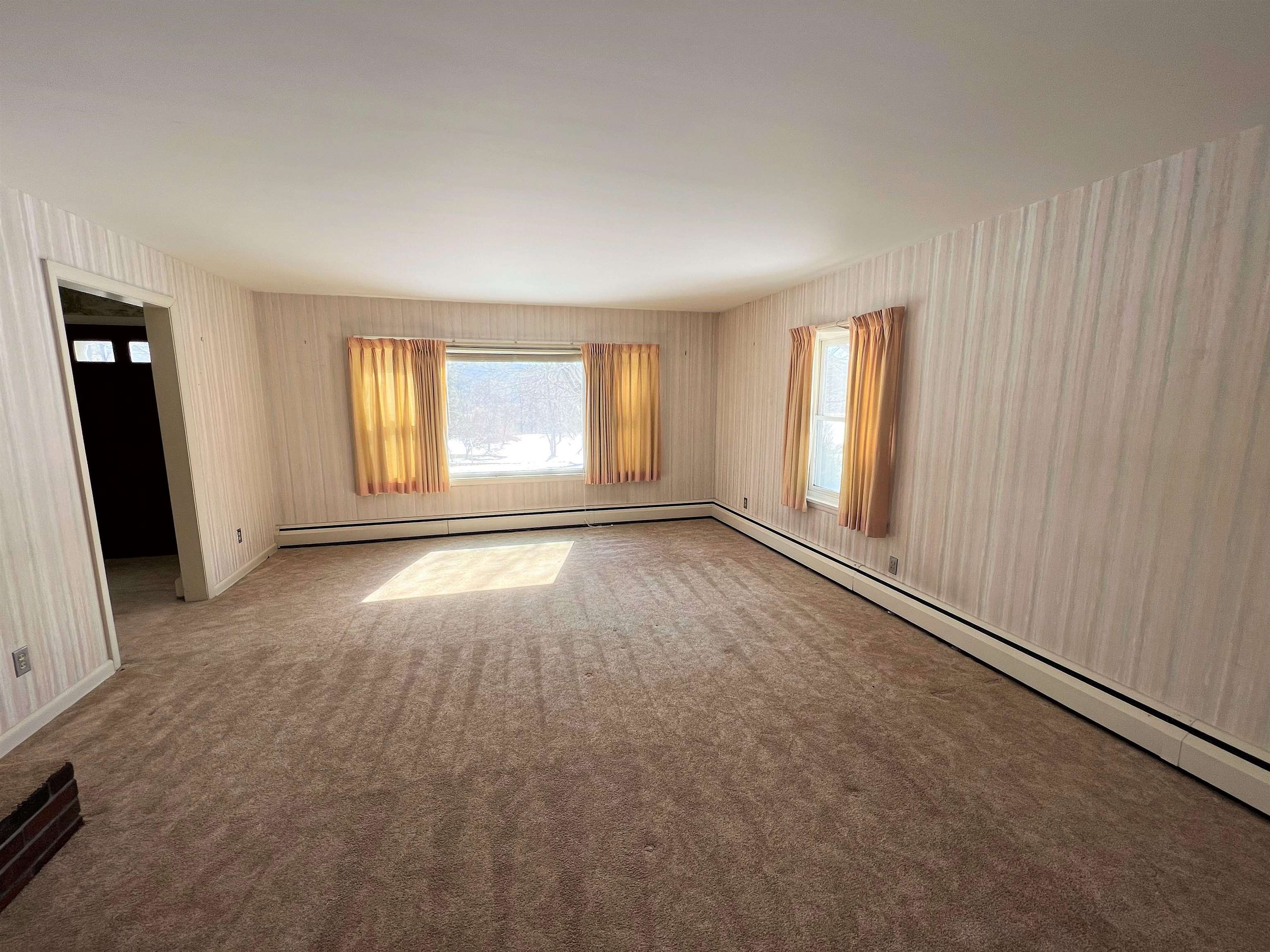 49 Vly Vw Trace Windsor, VT 05089 - Photo 10 of 40