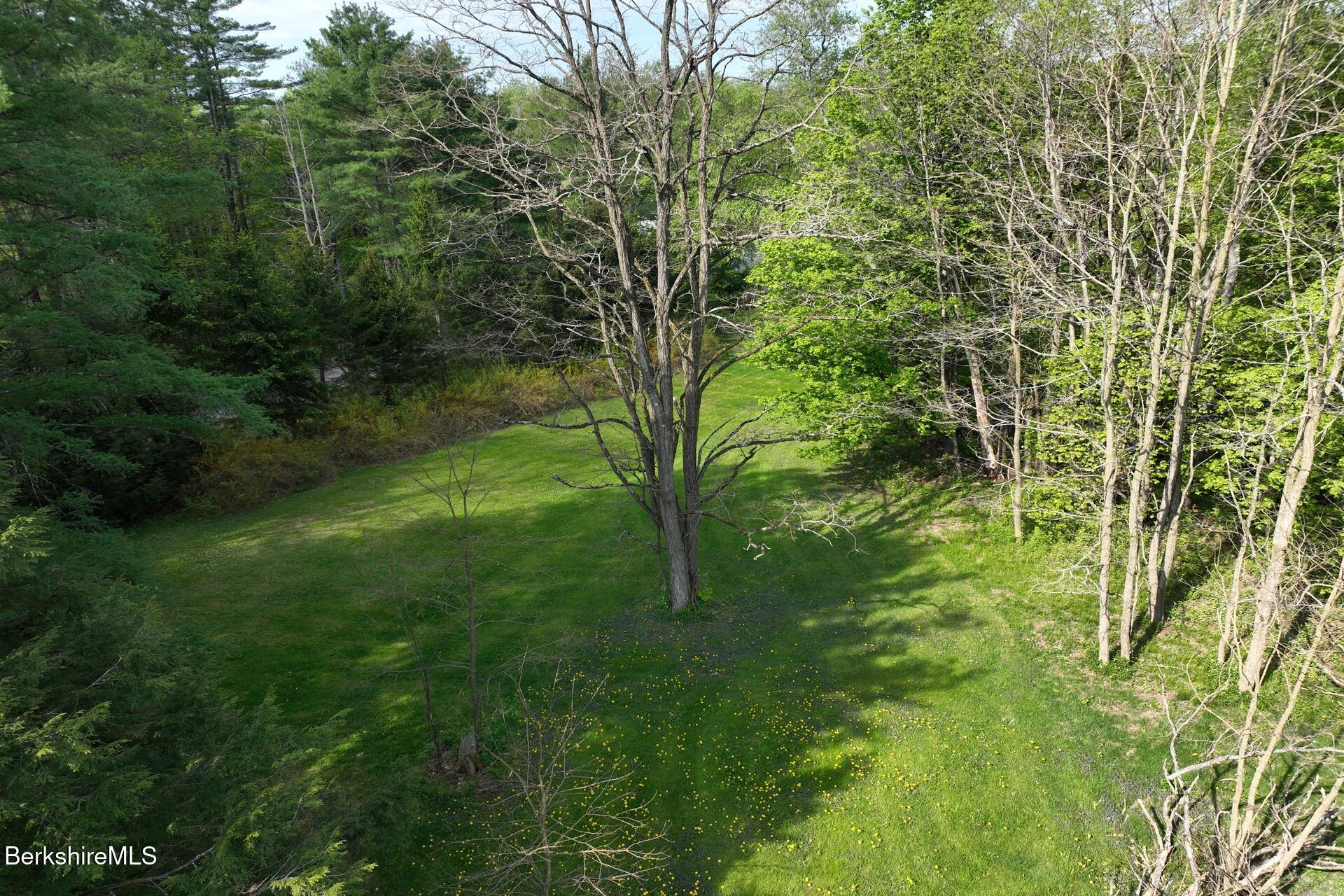 86 Miner Road Lanesborough, MA 01237 - Photo 13 of 44 Entrance of property