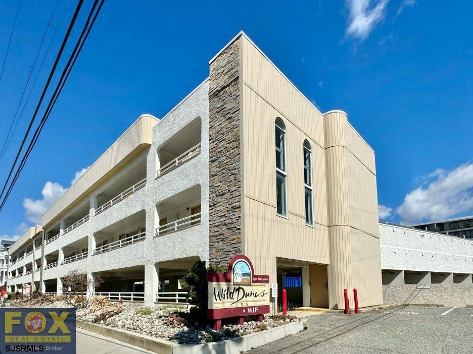 801 East 10th St Unit 357  