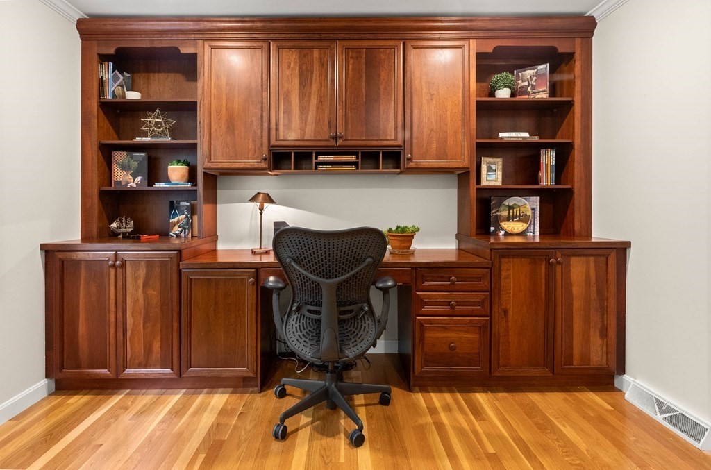 125 Blue Ridge Road North Andover, MA 01845 - Photo 12 of 42 Gallery Image 12