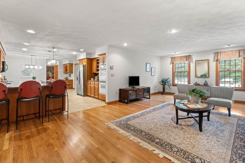 125 Blue Ridge Road North Andover, MA 01845 - Photo 13 of 42 Gallery Image 13