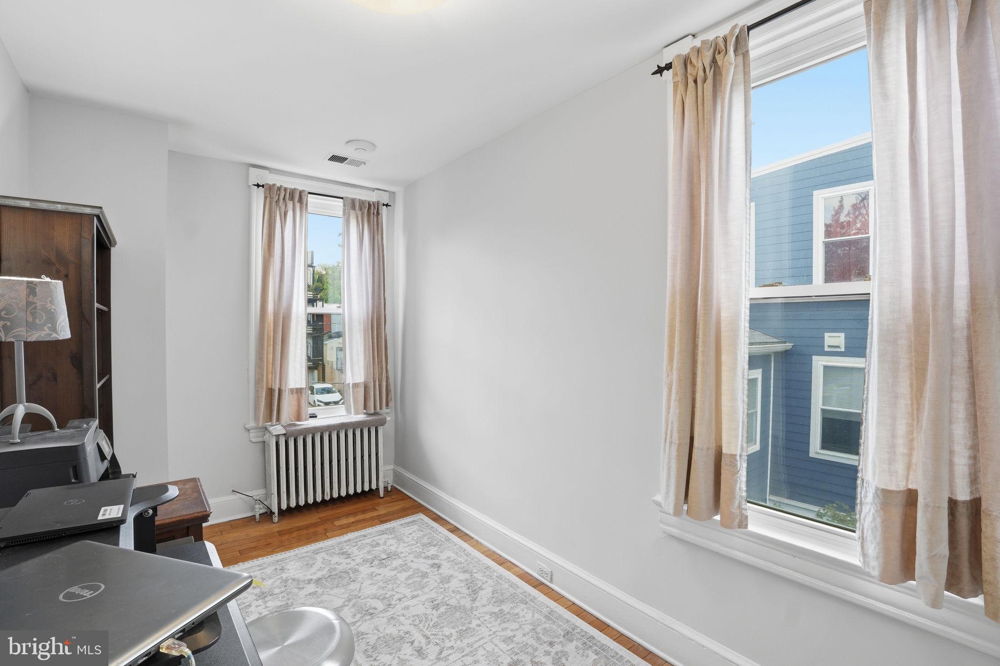 721 10th Street Northeast Washington, DC 20002 - Photo 24 of 32