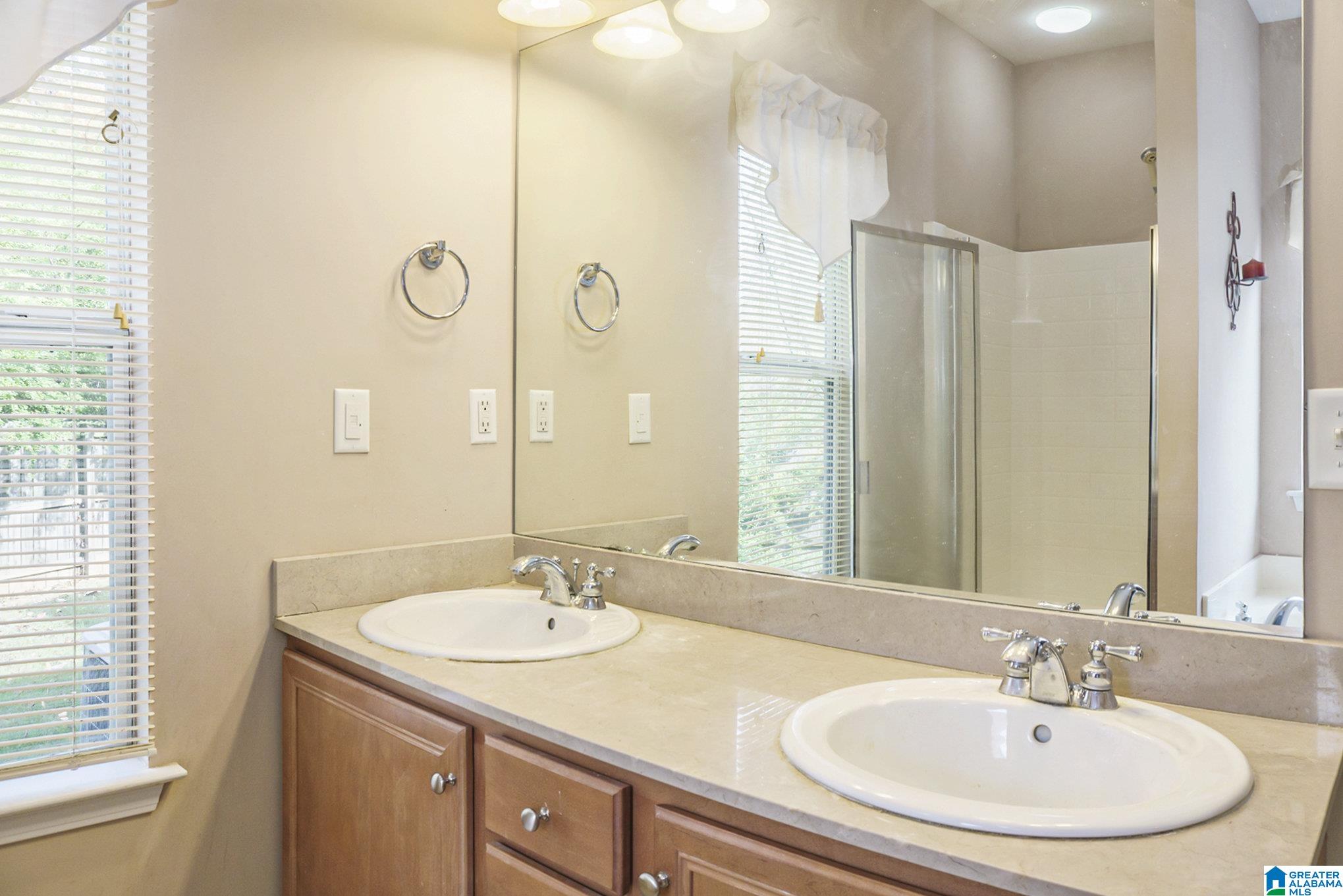 281 High Ridge Drive Pelham, AL 35124 - Photo 12 of 21