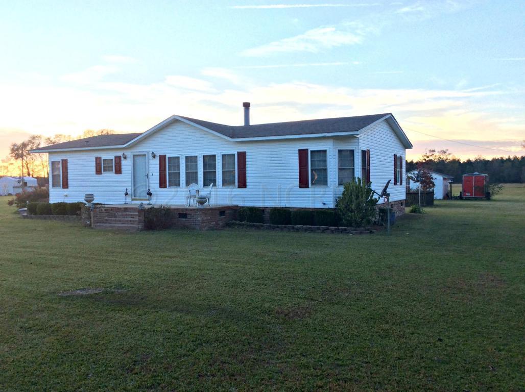 588 Water Tower Road Orrum, NC 28369 - Photo 2 of 17 20151117164030125358000000-o