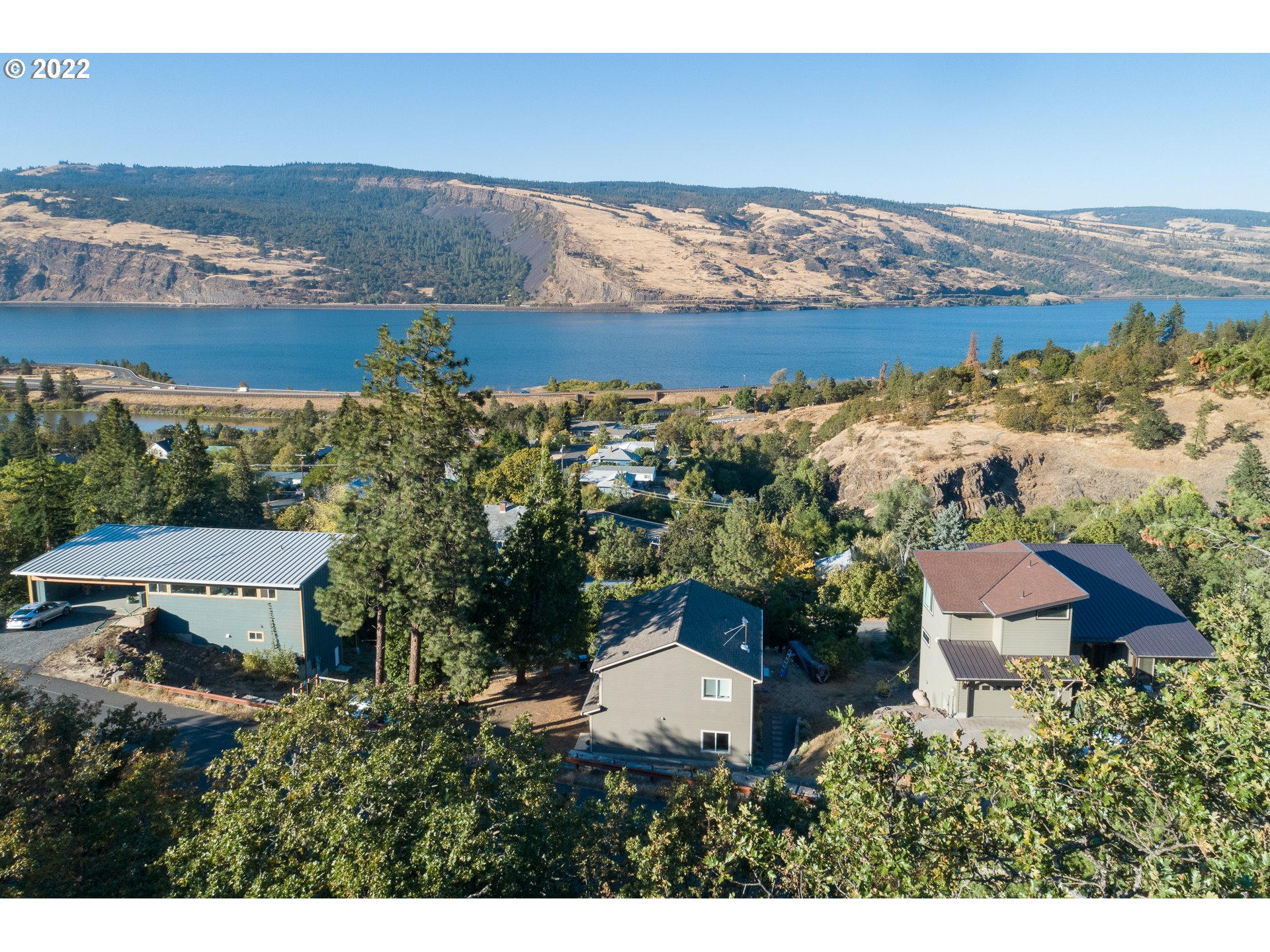 5th Avenue, Unit 3 Mosier, OR 97040 - Photo 1 of 14 Gallery Image 1