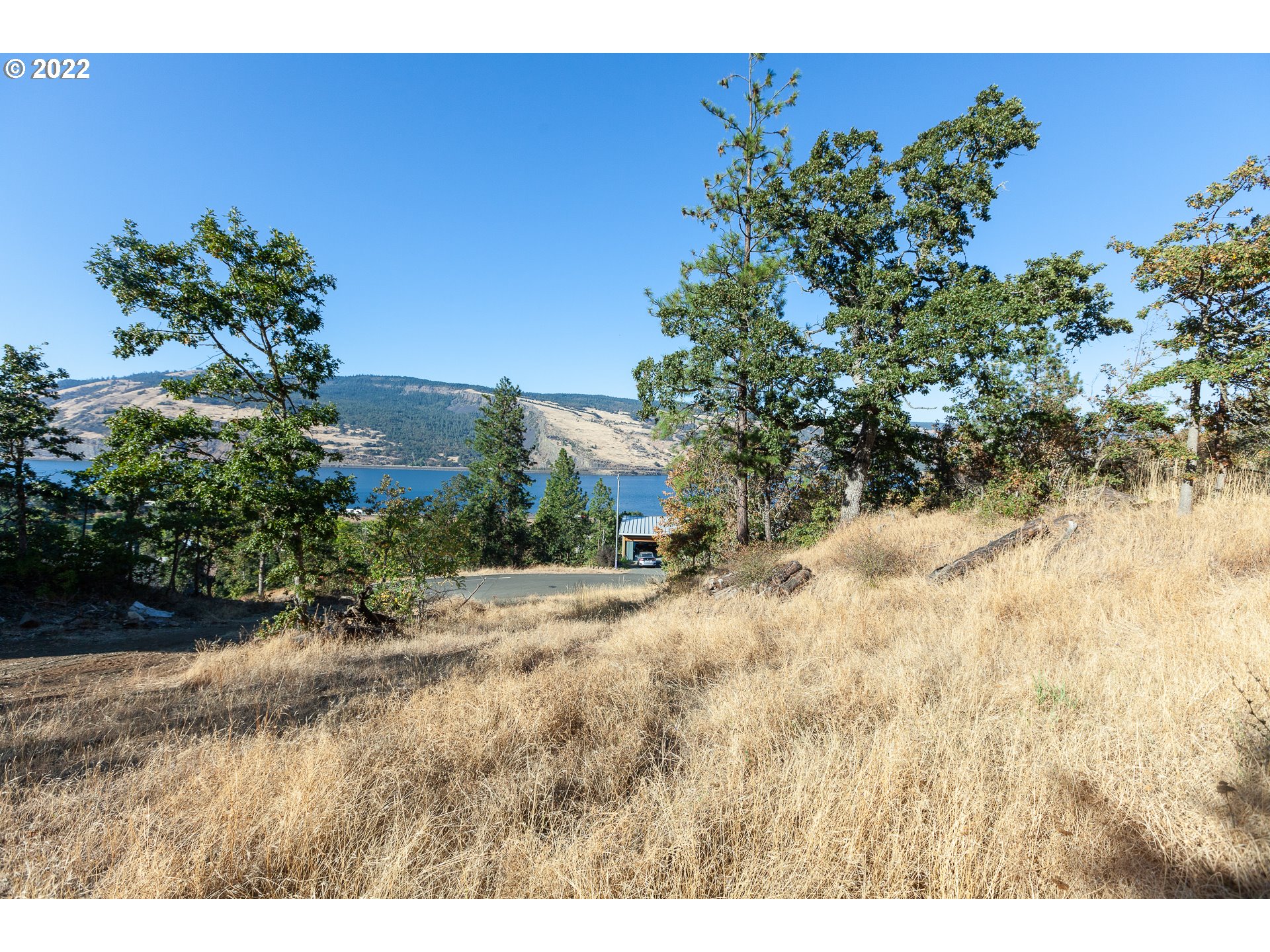 5th Avenue, Unit 3 Mosier, OR 97040 - Photo 7 of 14 Gallery Image 7