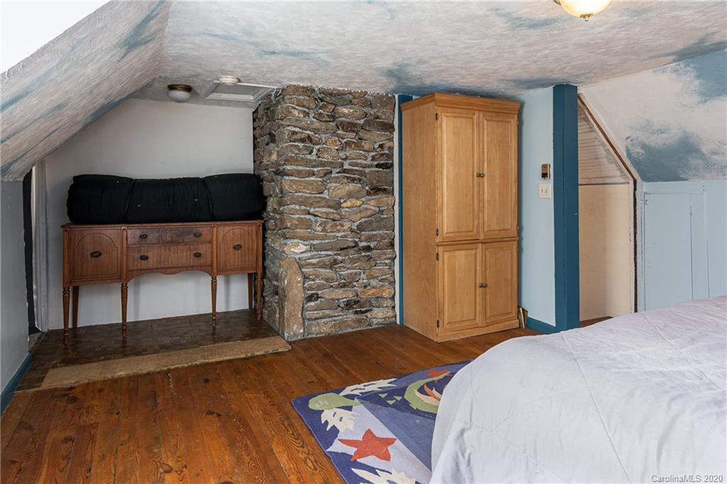 495 Sprinkle Branch Road Marshall, NC 28753 - Photo 30 of 40 Gallery Image 30