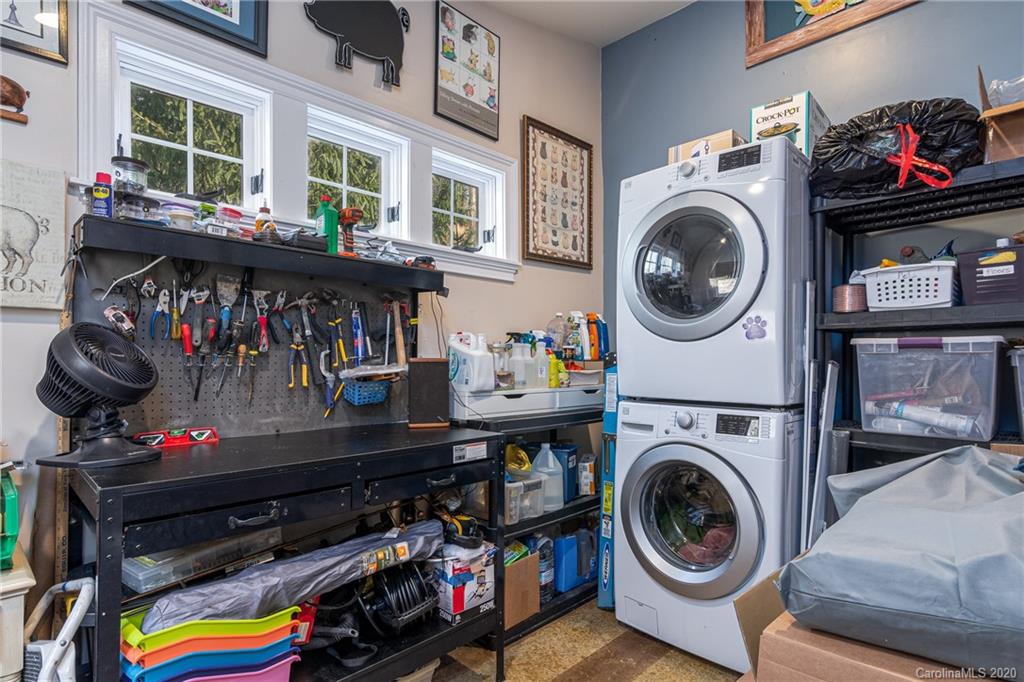 495 Sprinkle Branch Road Marshall, NC 28753 - Photo 31 of 40 Gallery Image 31