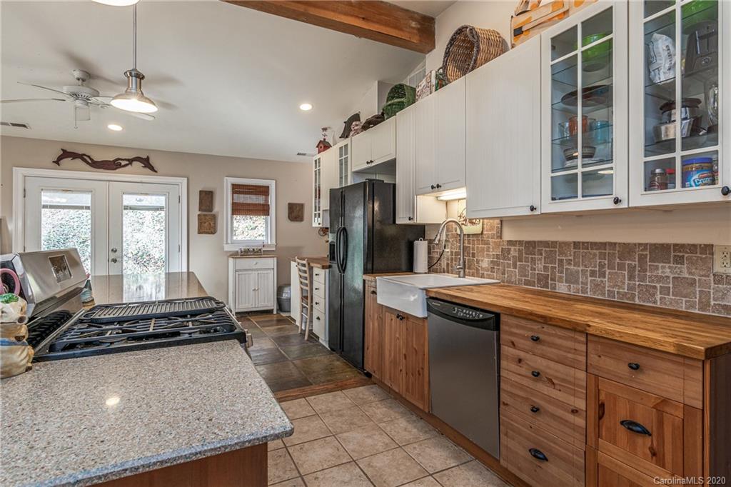 495 Sprinkle Branch Road Marshall, NC 28753 - Photo 10 of 40 Gallery Image 10