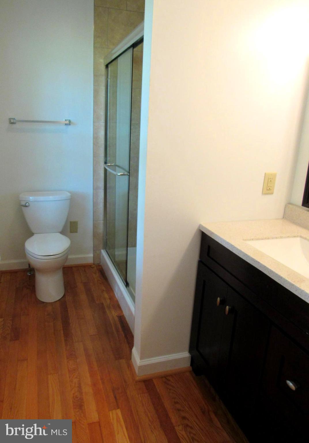 321 Nottingham Road Hagerstown, MD 21740 - Photo 17 of 33 Master Bath