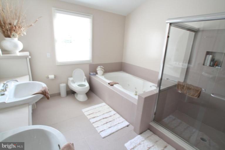 15011 Notley Road Silver Spring, MD 20905 - Photo 15 of 16 Master Bath
