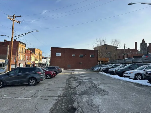 $70,000 | 623 Fallowfield Avenue, Charleroi, PA 15022