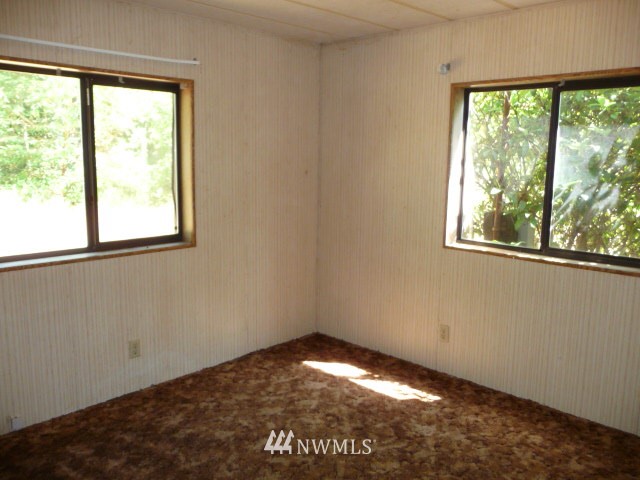 638 Southwest Oak Road Port Orchard, WA 98367 - Photo 9 of 11 Gallery Image 9