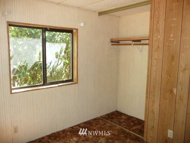 638 Southwest Oak Road Port Orchard, WA 98367 - Photo 10 of 11 Gallery Image 10