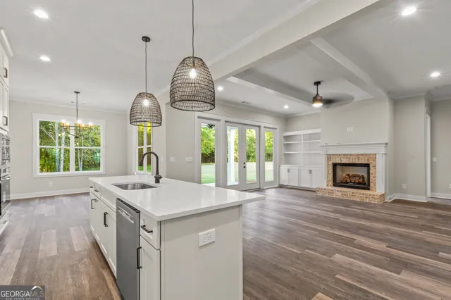 $699,900 | 150 Kylemore Pass, Tyrone, GA 30290