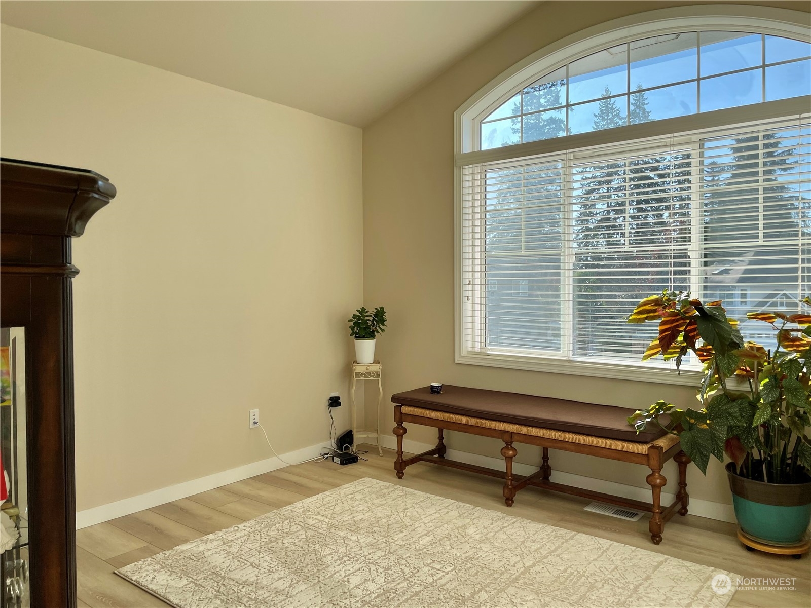 113 181st Street Southwest Bothell, WA 98012 - Photo 19 of 26 a sitting area with pool table and a potted plant