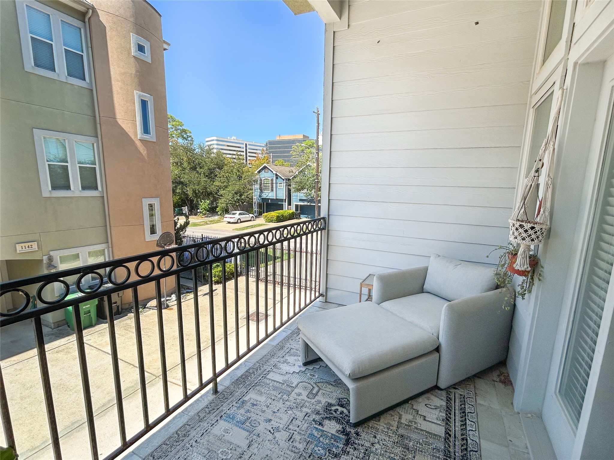 1128 West 26th Street Houston, TX 77008 - Photo 32 of 34 a view of a porch with furniture