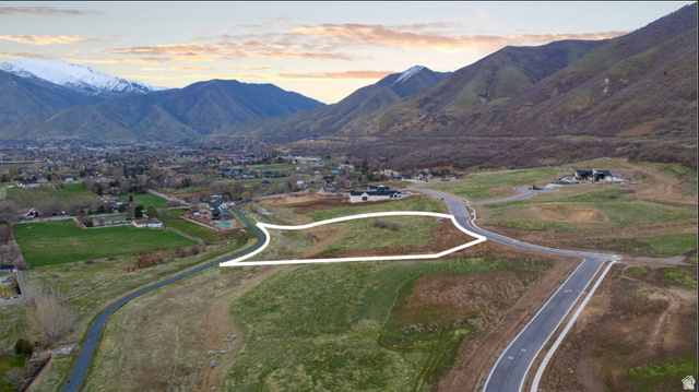 1906 South Preserve Drive, Unit 55 Mapleton, UT 84664 - Photo 4 of 19 View of mountain background