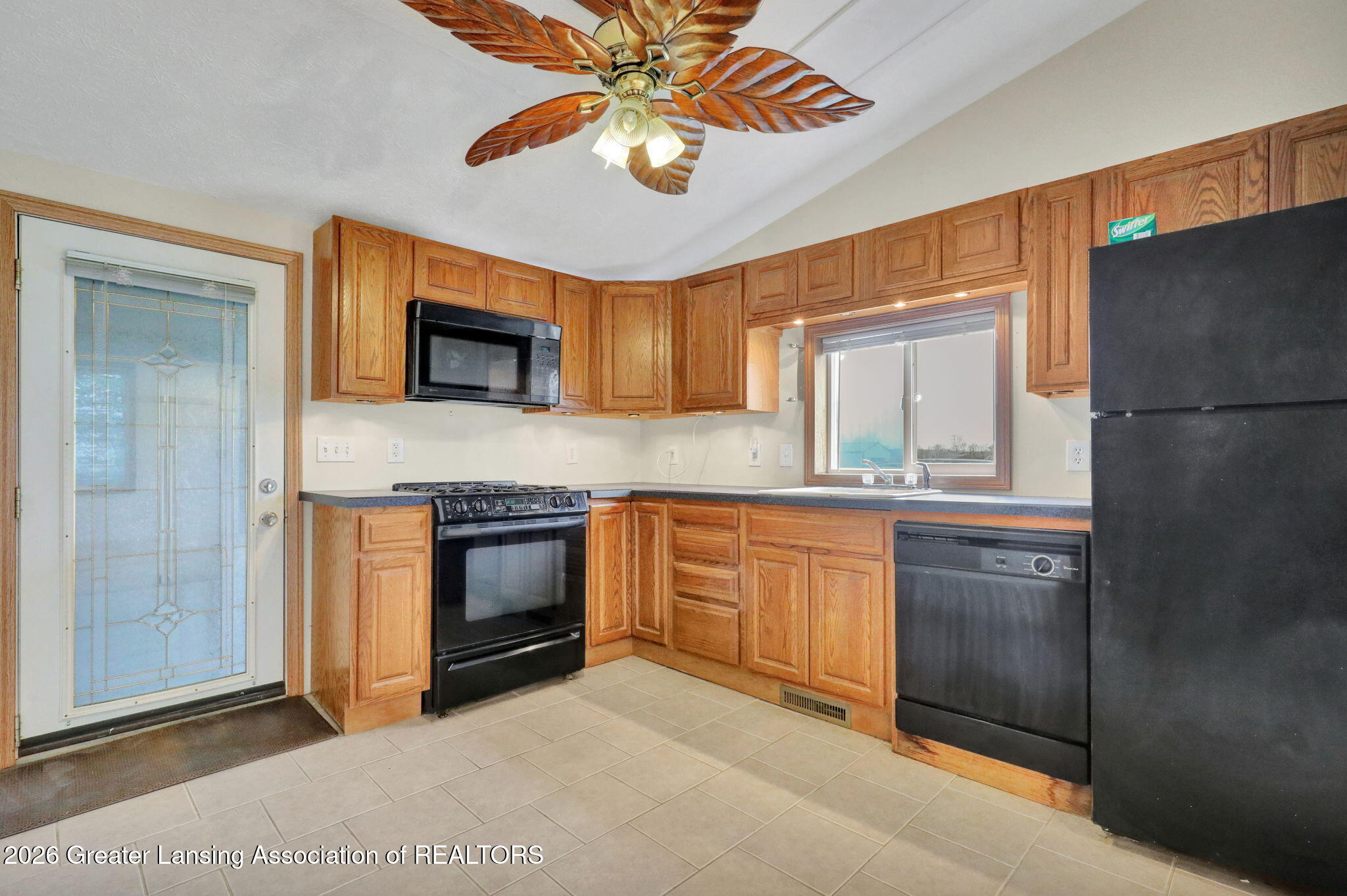 554 North Meridian Road Merrill, MI 48637 - Photo 5 of 43 4-web-or-mls-Open Ended Media-3