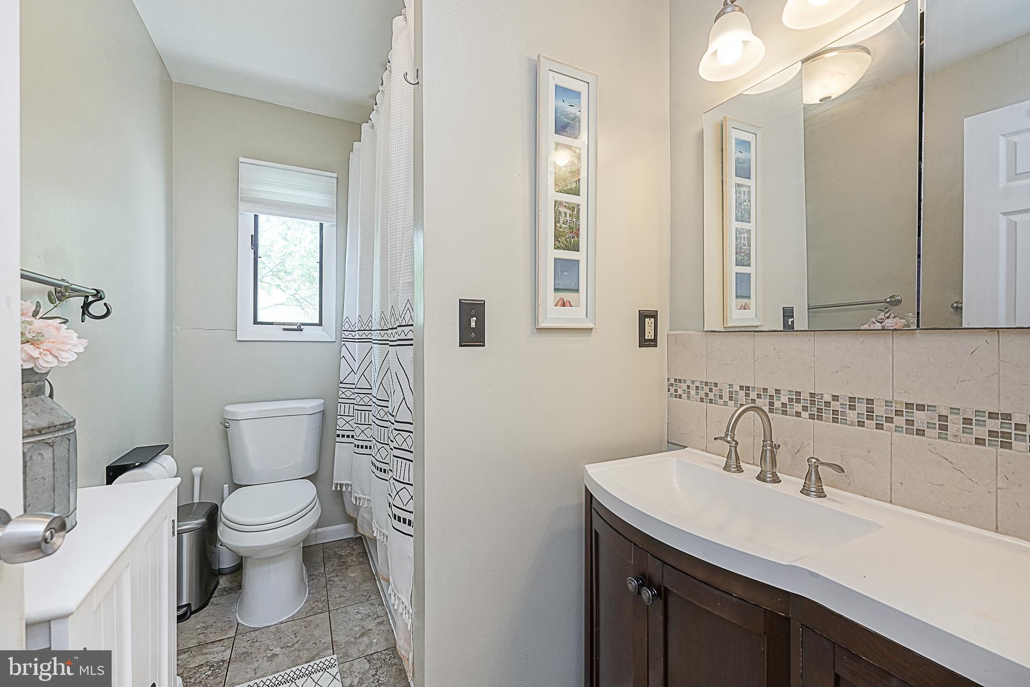 318 Cranford Road Cherry Hill, NJ 08003 - Photo 23 of 36