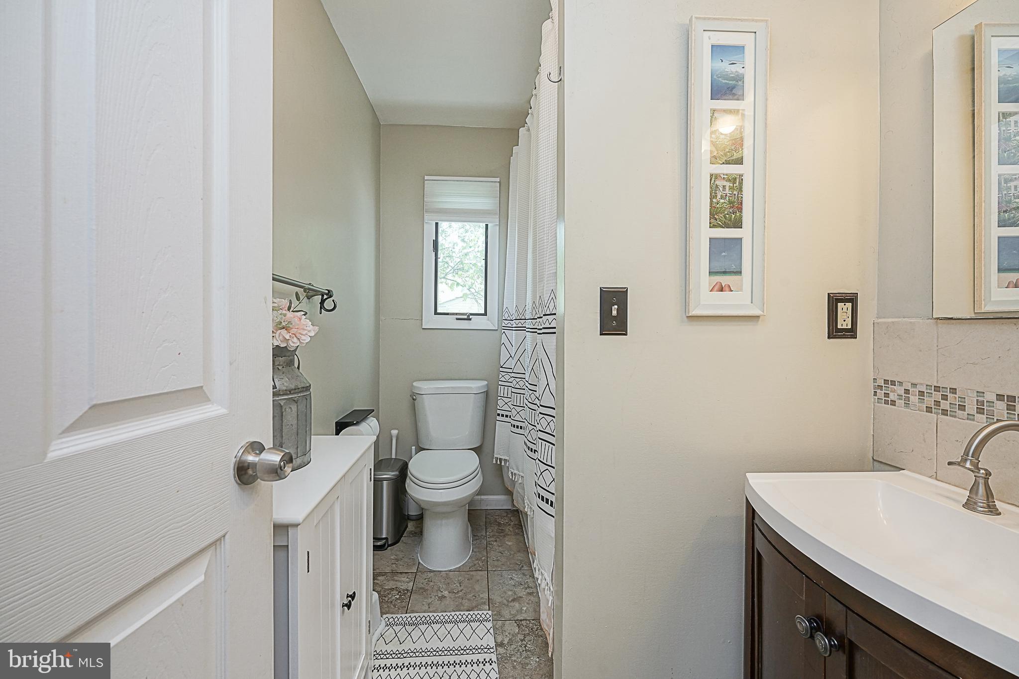 318 Cranford Road Cherry Hill, NJ 08003 - Photo 24 of 36