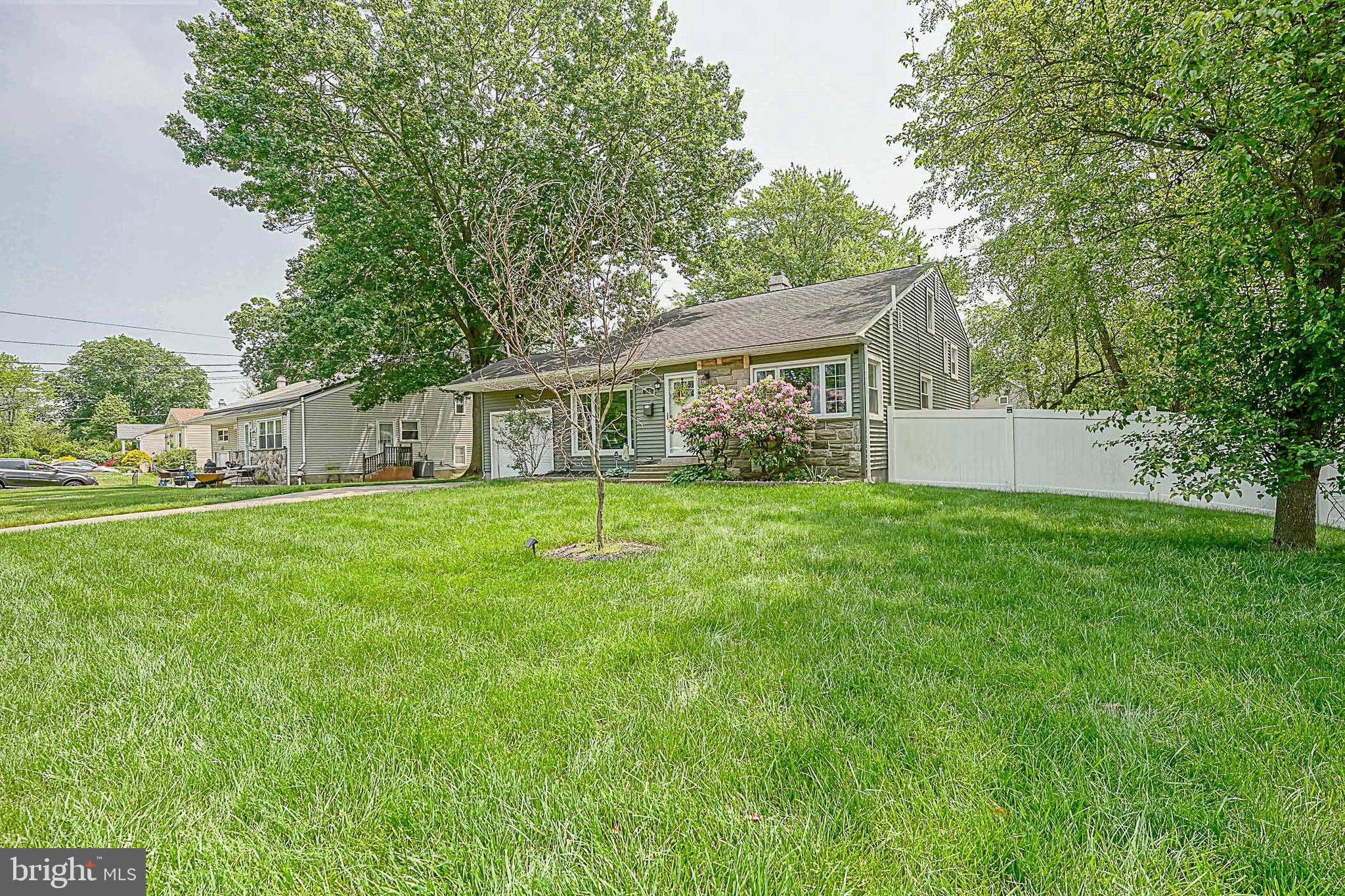 318 Cranford Road Cherry Hill, NJ 08003 - Photo 3 of 36