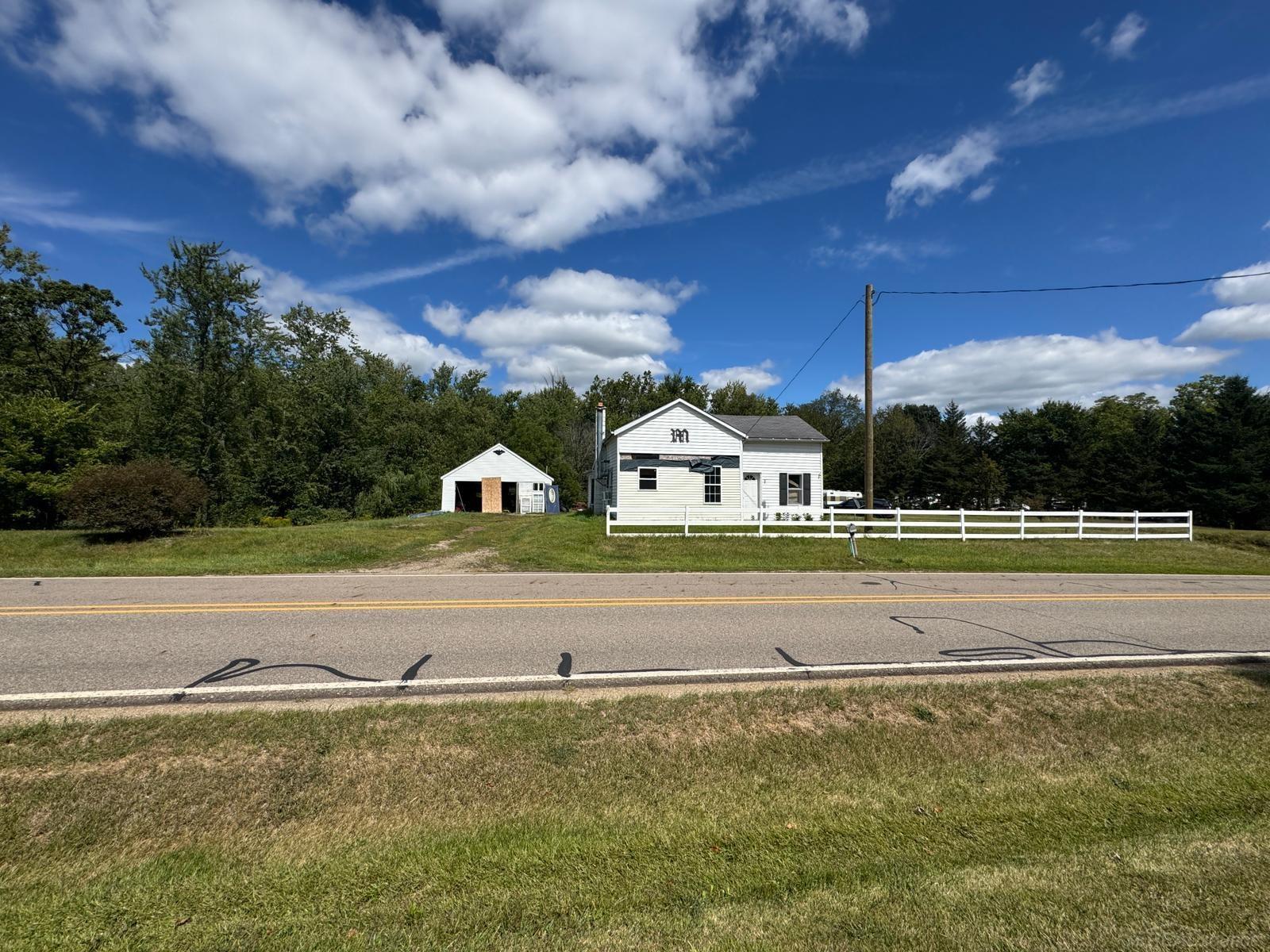 5122 Rives Eaton Road Rives Junction, MI 49277 - Photo 1 of 33