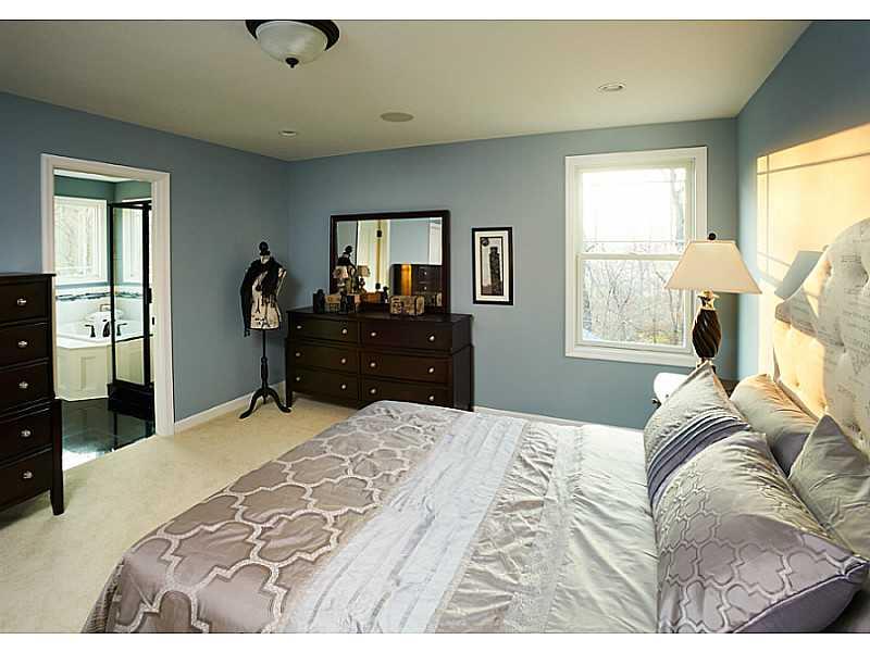 100 Granite Ridge Circle Mars, PA 16046 - Photo 14 of 25 Master Bedroom. Owner s suite