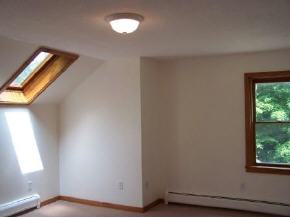81 Wolf Road Chester, VT 05143 - Photo 3 of 6
