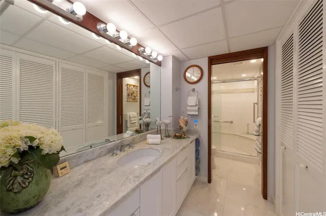 $5,900 | 1650 Ala Moana Boulevard, Unit 3801, Honolulu, HI 96815