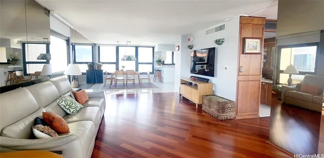 $5,900 | 1650 Ala Moana Boulevard, Unit 3801, Honolulu, HI 96815