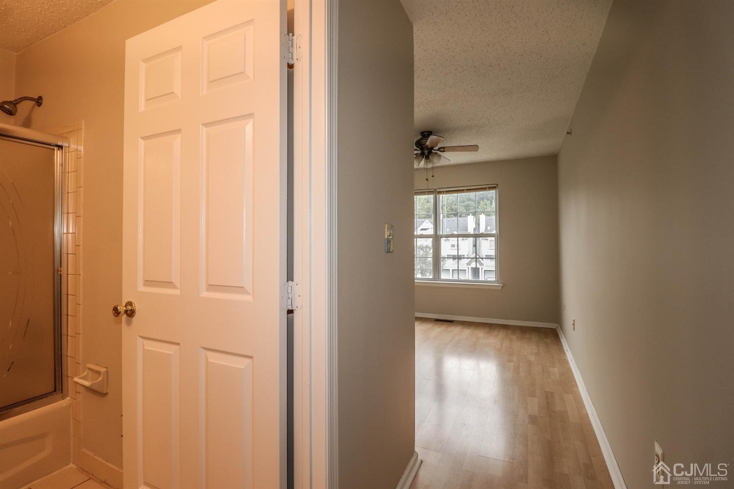69 Inverness Drive Edison, NJ 08820 - Photo 25 of 31 Gallery Image 25